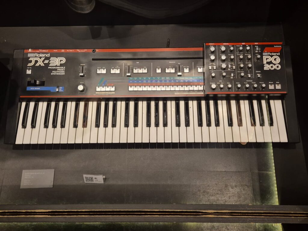 Roland JX-3P — sintetizador polifónico