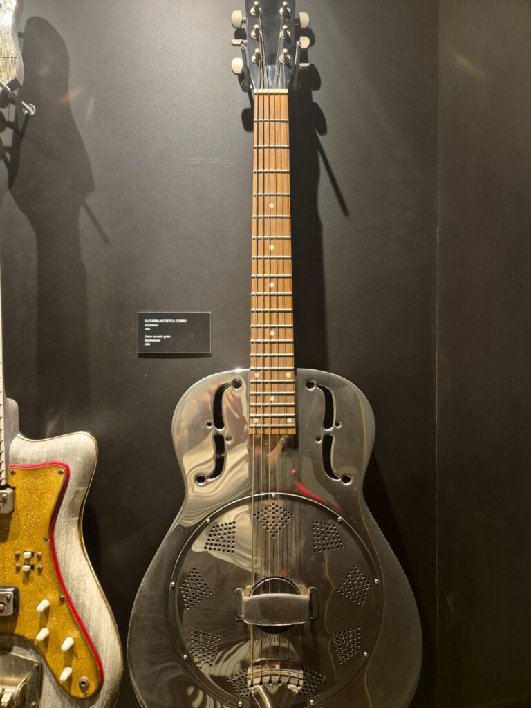 guitarra dobro